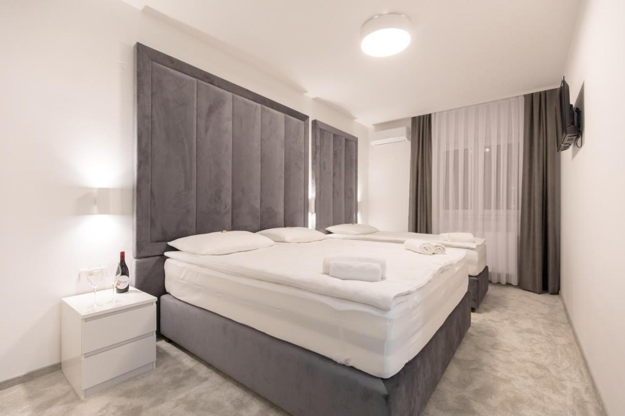 Apartmani I Sobe Pejacevic Όσιγιεκ Εξωτερικό φωτογραφία