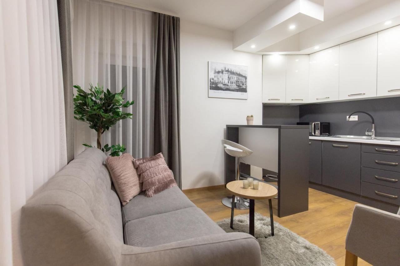 Apartmani I Sobe Pejacevic Όσιγιεκ Εξωτερικό φωτογραφία