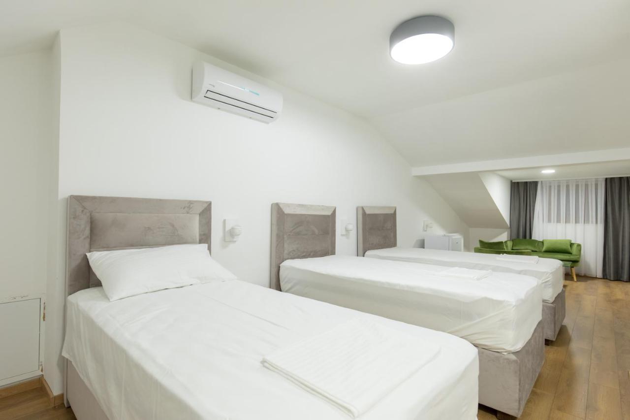 Apartmani I Sobe Pejacevic Όσιγιεκ Εξωτερικό φωτογραφία